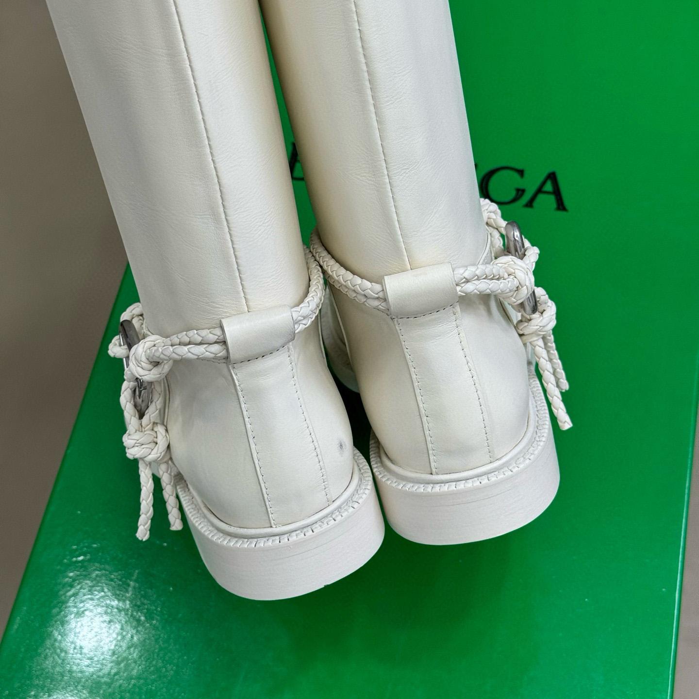 Bottega Veneta James Boot - FashionPlug