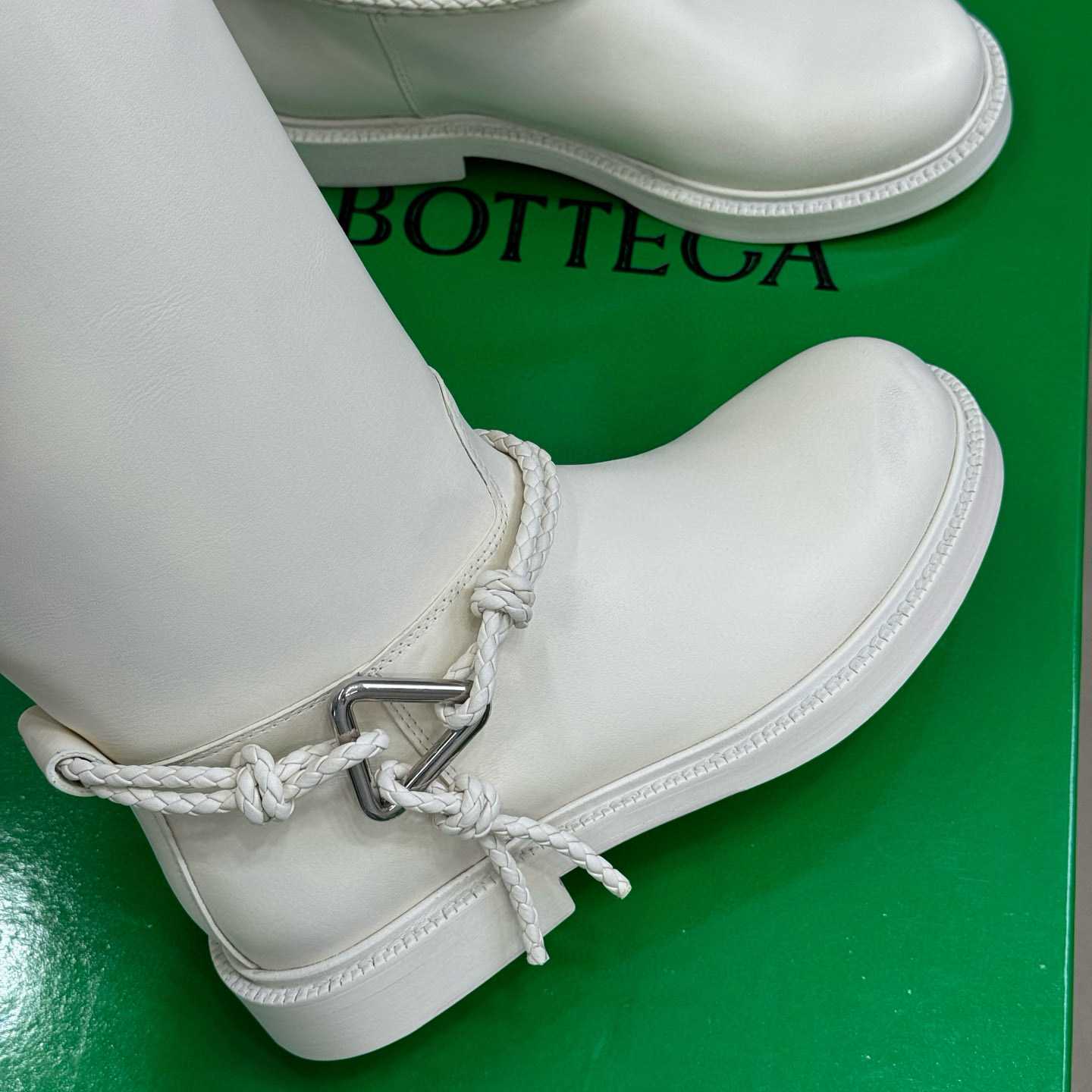 Bottega Veneta James Boot - FashionPlug