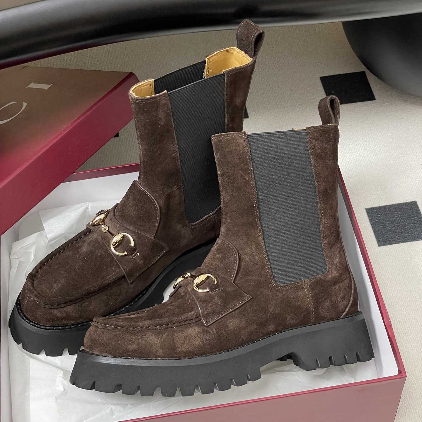 Gucci Women's Ankle Boot With Horsebit - FashionPlug