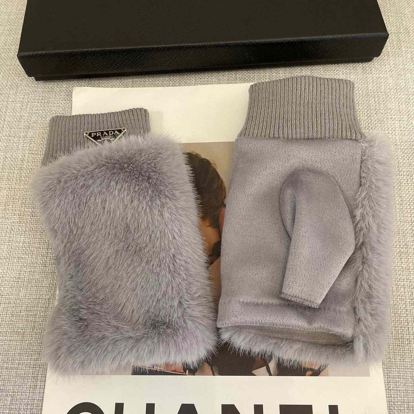 Prada Women's Gloves  - FashionPlug