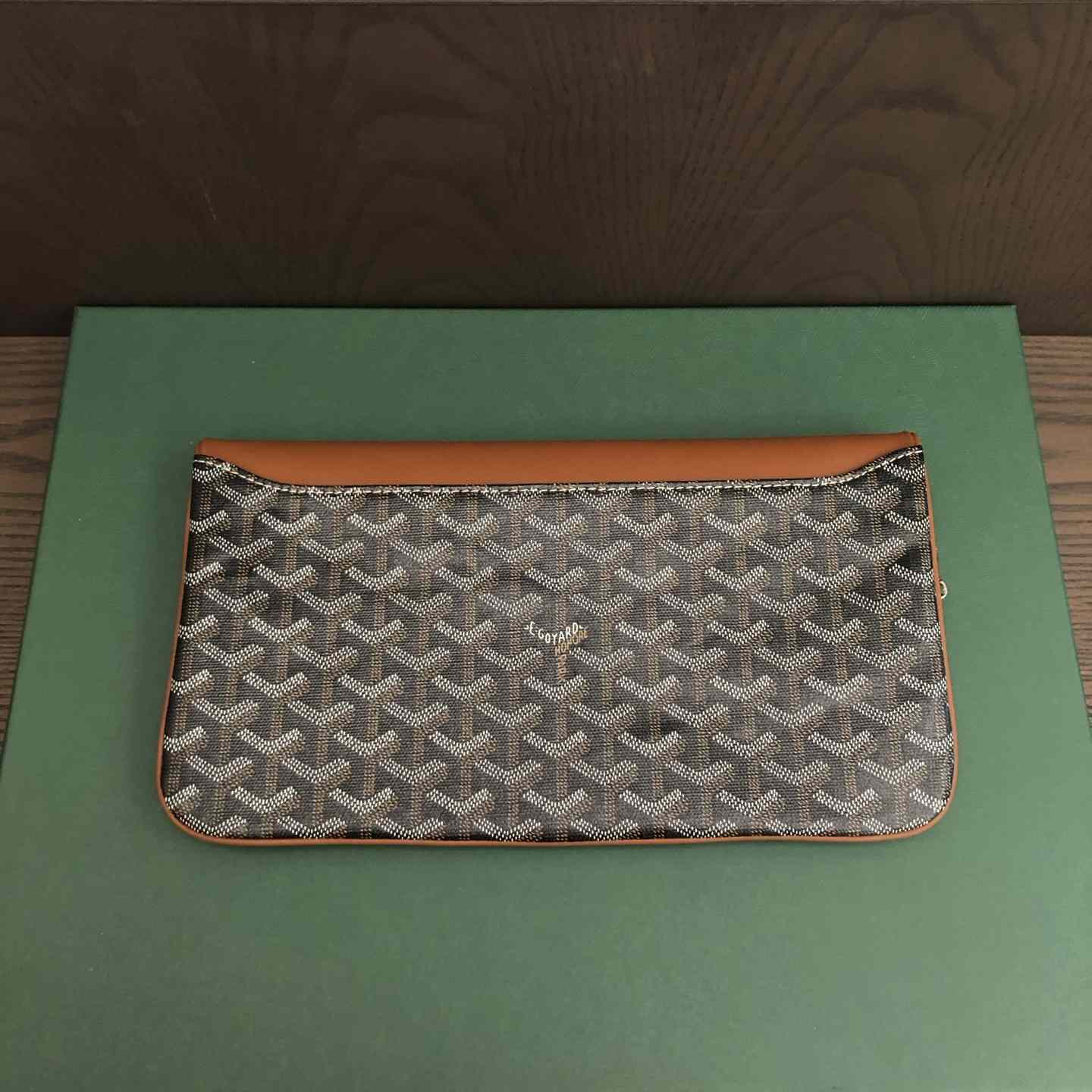 Goyard Sainte-Marie MM Clutch - FashionPlug