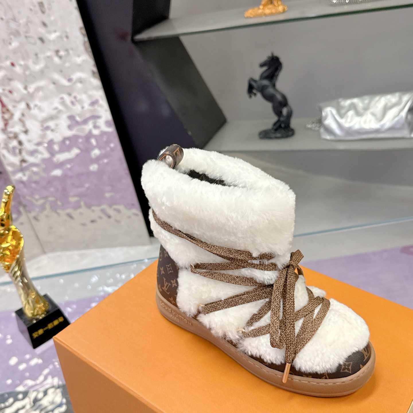 Louis Vuitton LV Cloud Lace-Up Ankle Boot Sneaker  1AIV37 - FashionPlug