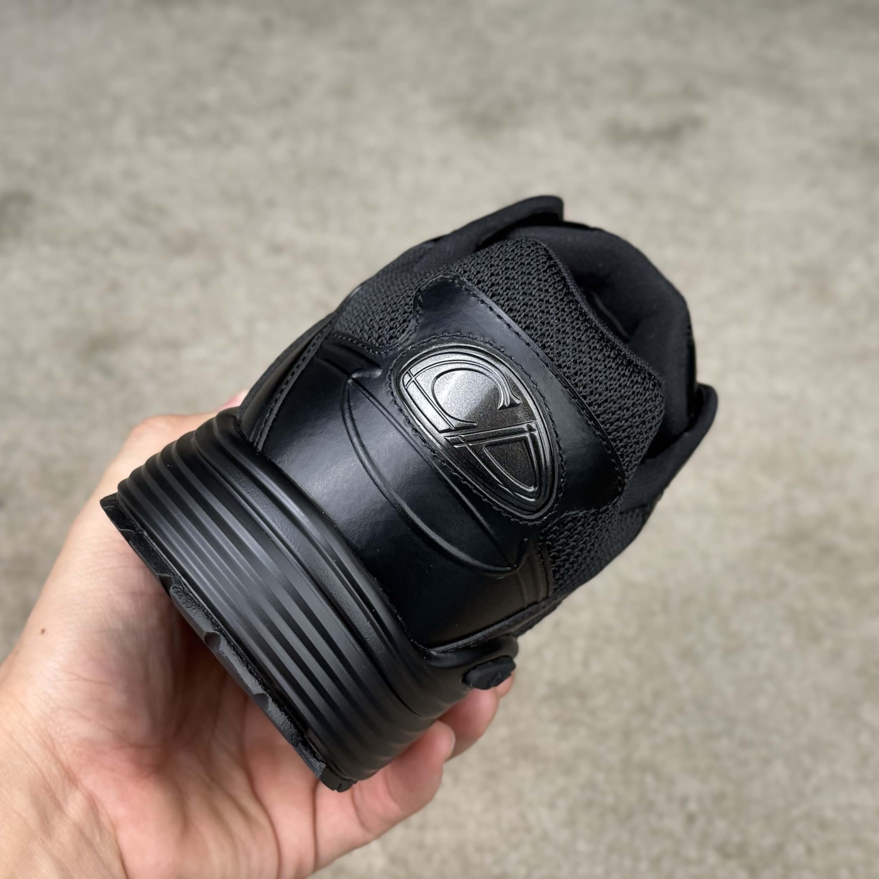 Dior B30 Countdown Sneaker       - FashionPlug