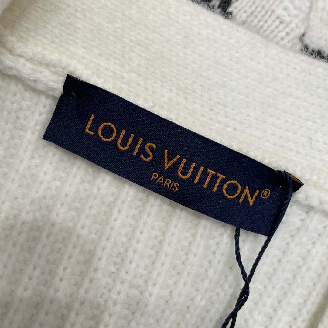 Louis Vuitton Graphic Knitted Cardigan   1AJBX9 - FashionPlug