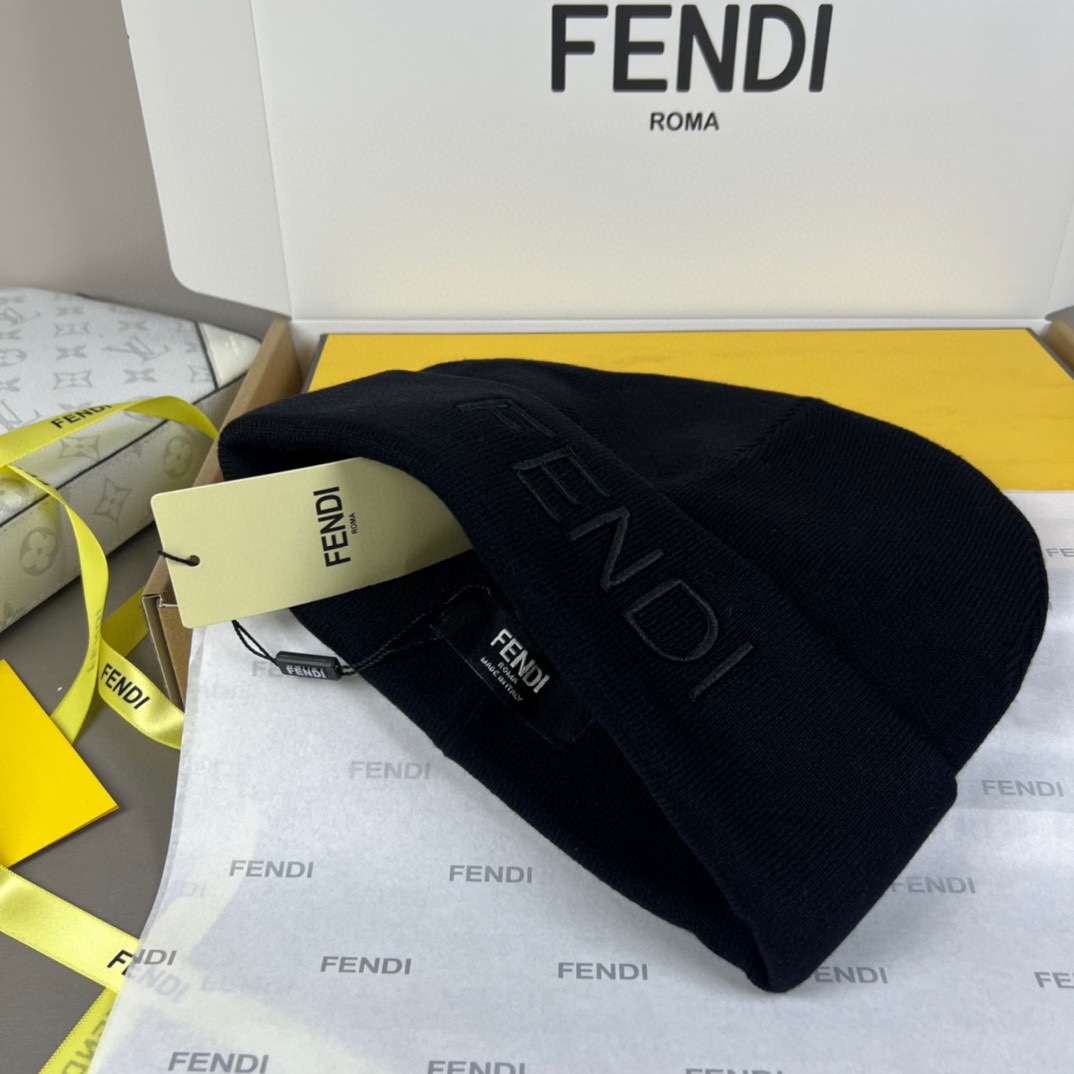 Fendi Beanie - FashionPlug