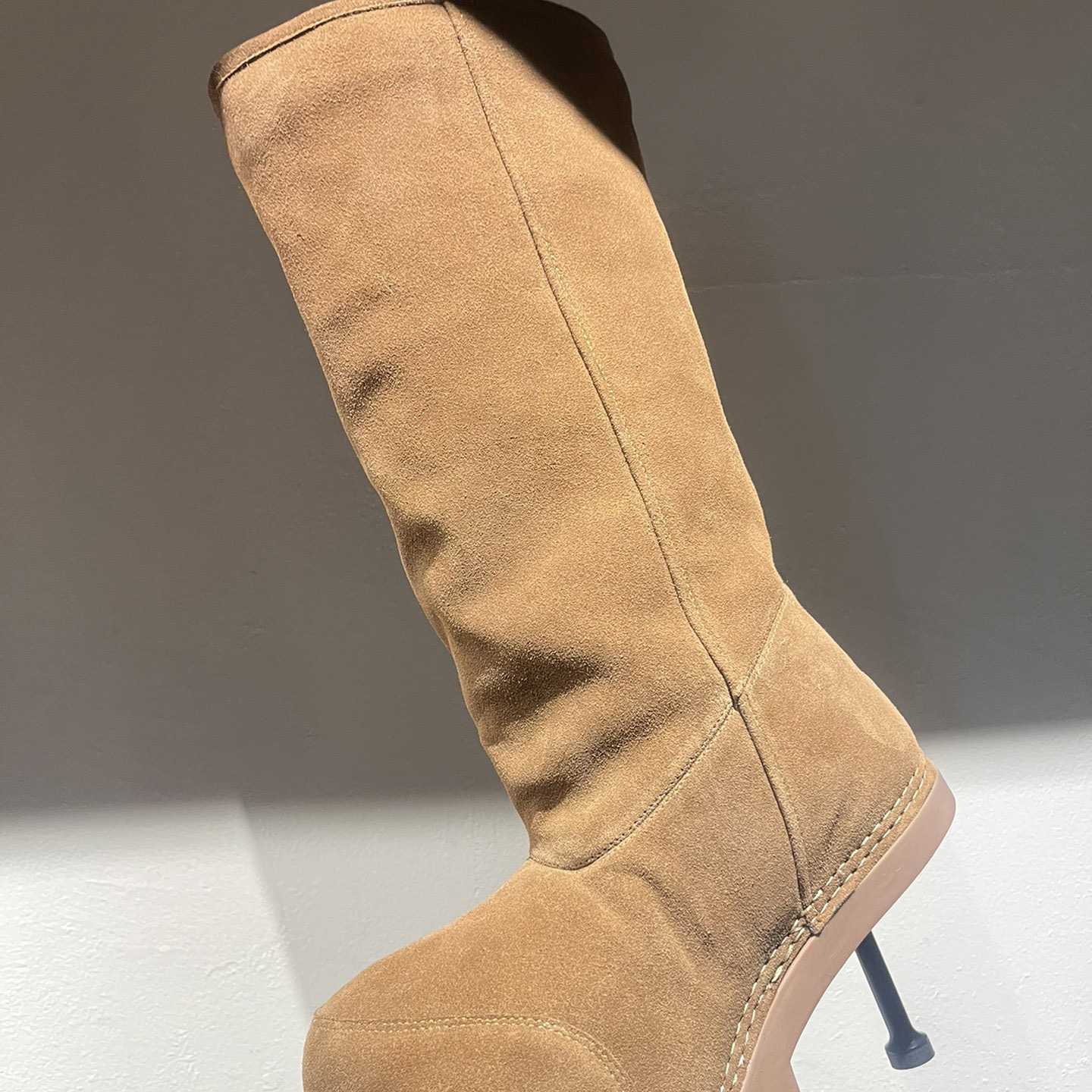 Balenciaga Alaska Fur High Boots - FashionPlug