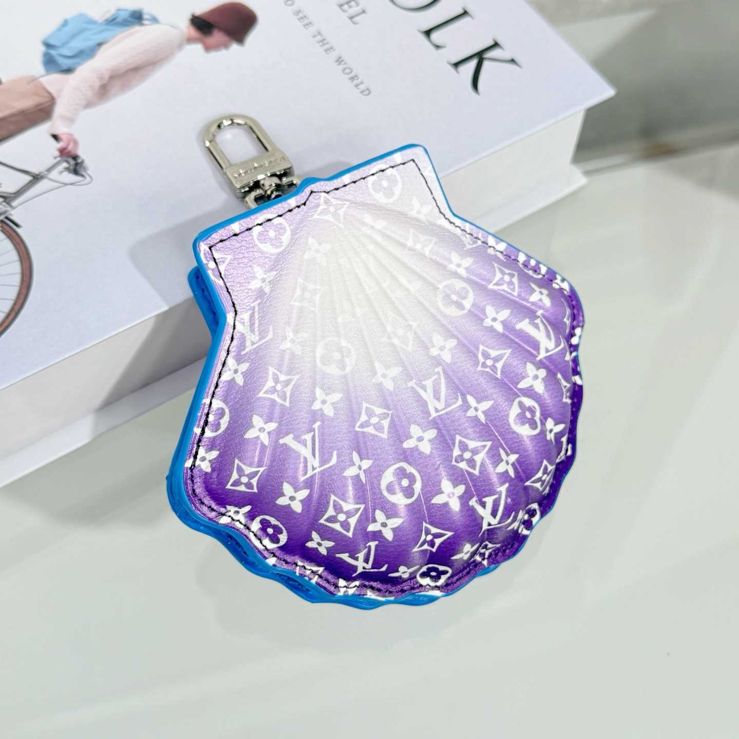 Louis Vuitton LV Shell Bag Charm    - FashionPlug