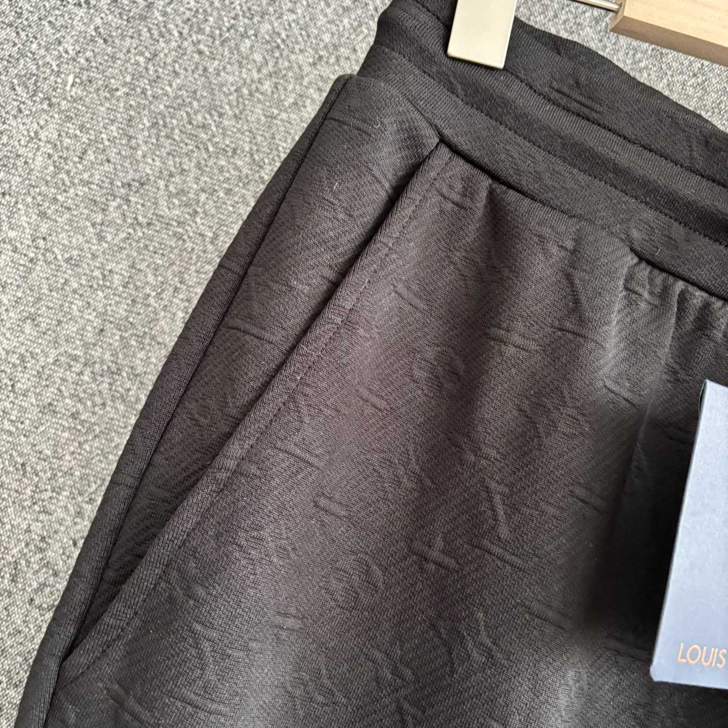 Louis Vuitton Monogram Track Pants   1A7Y05 - FashionPlug