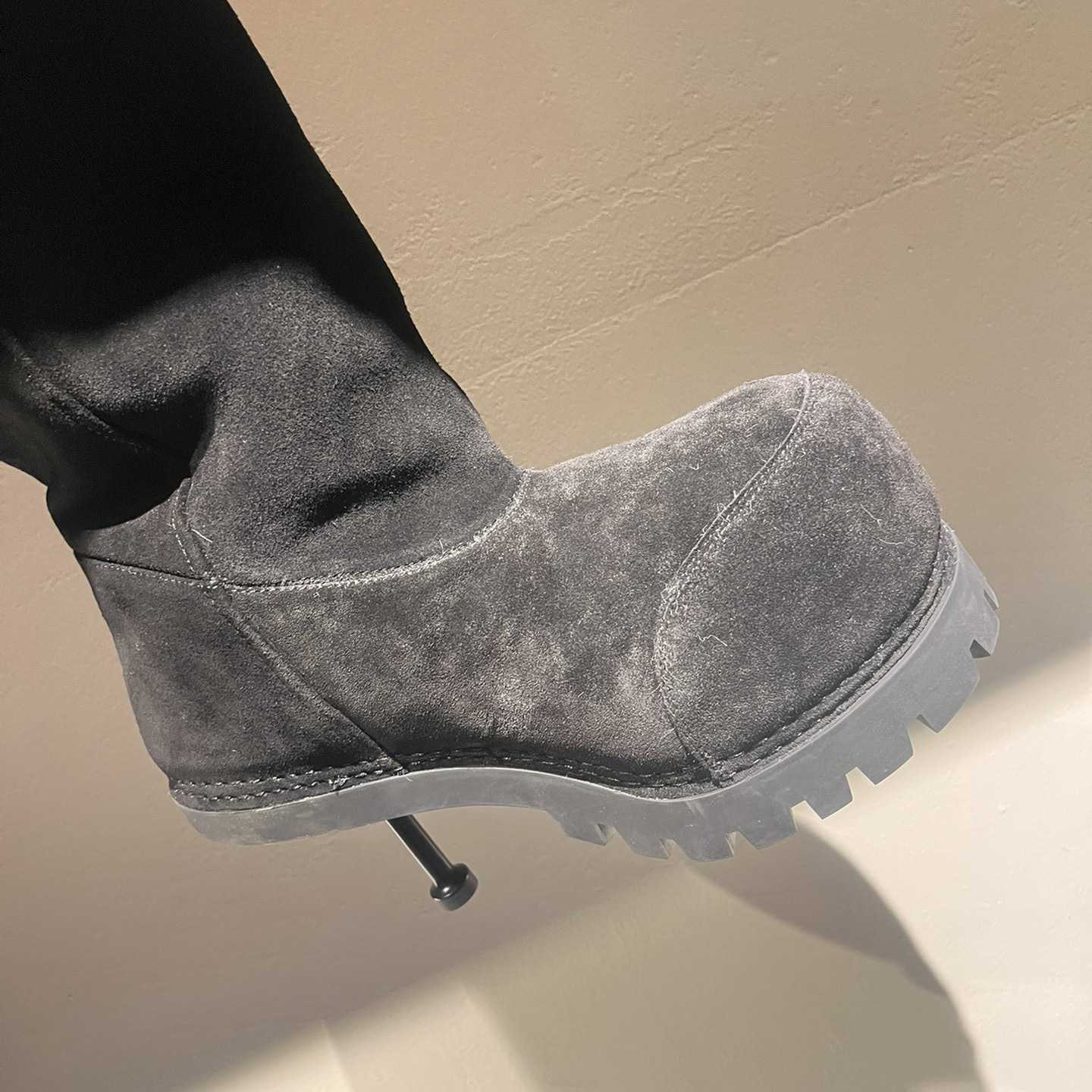 Balenciaga Alaska Fur High Boots - FashionPlug