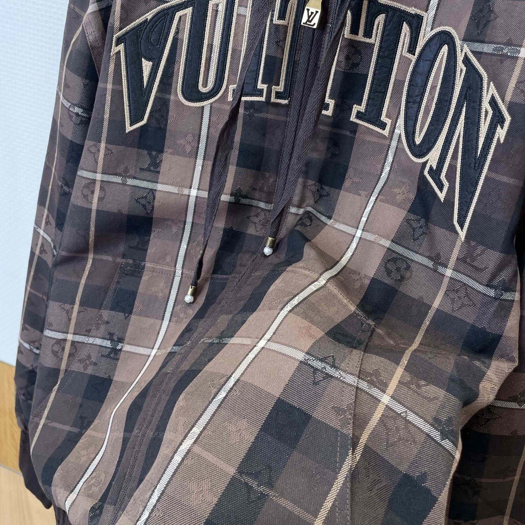 Louis Vuitton Tailored Hooded Blouson   1AIJQ7 - FashionPlug