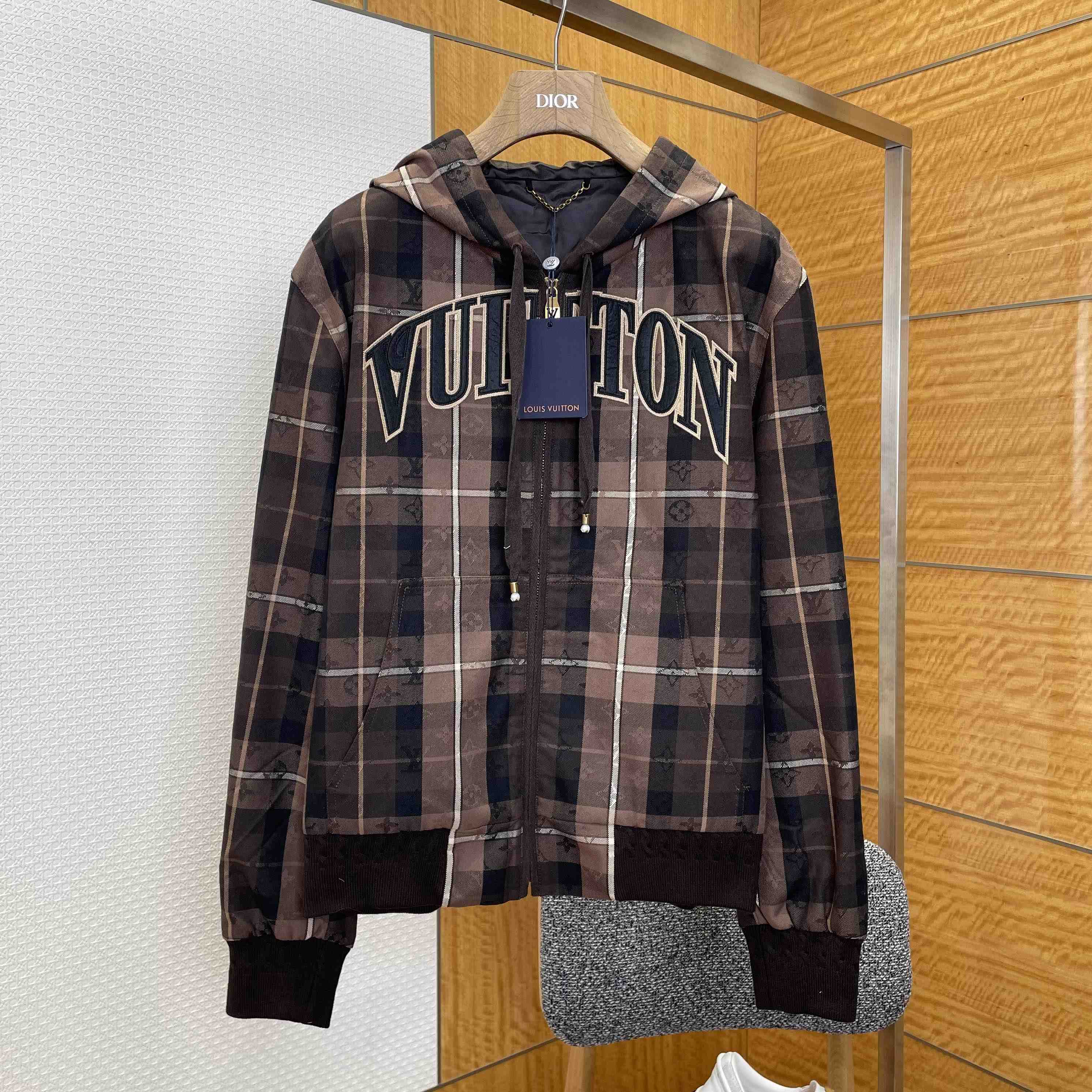 Louis Vuitton Tailored Hooded Blouson   1AIJQ7 - FashionPlug