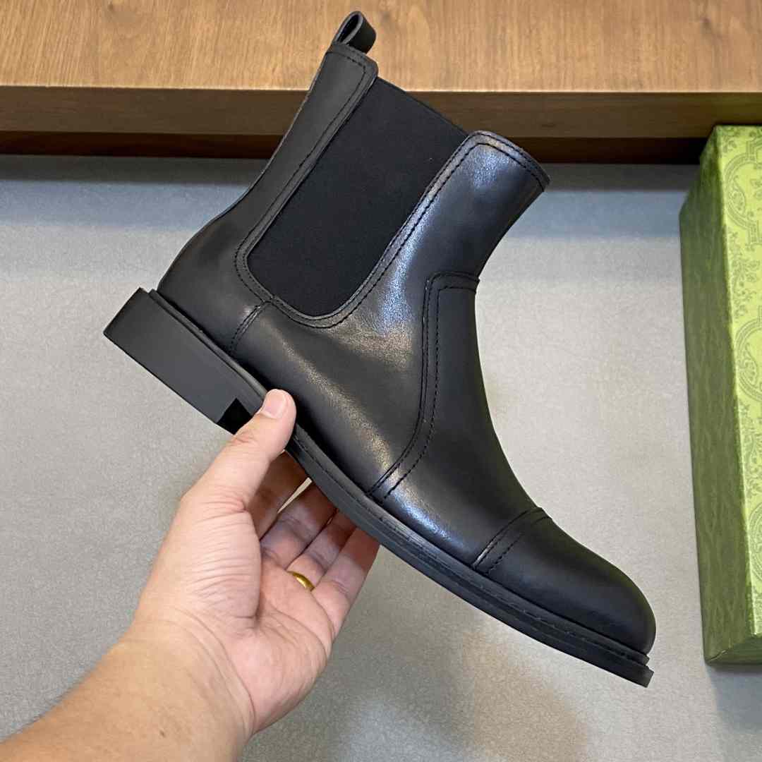 Gucci Leather Ankle Boots - FashionPlug