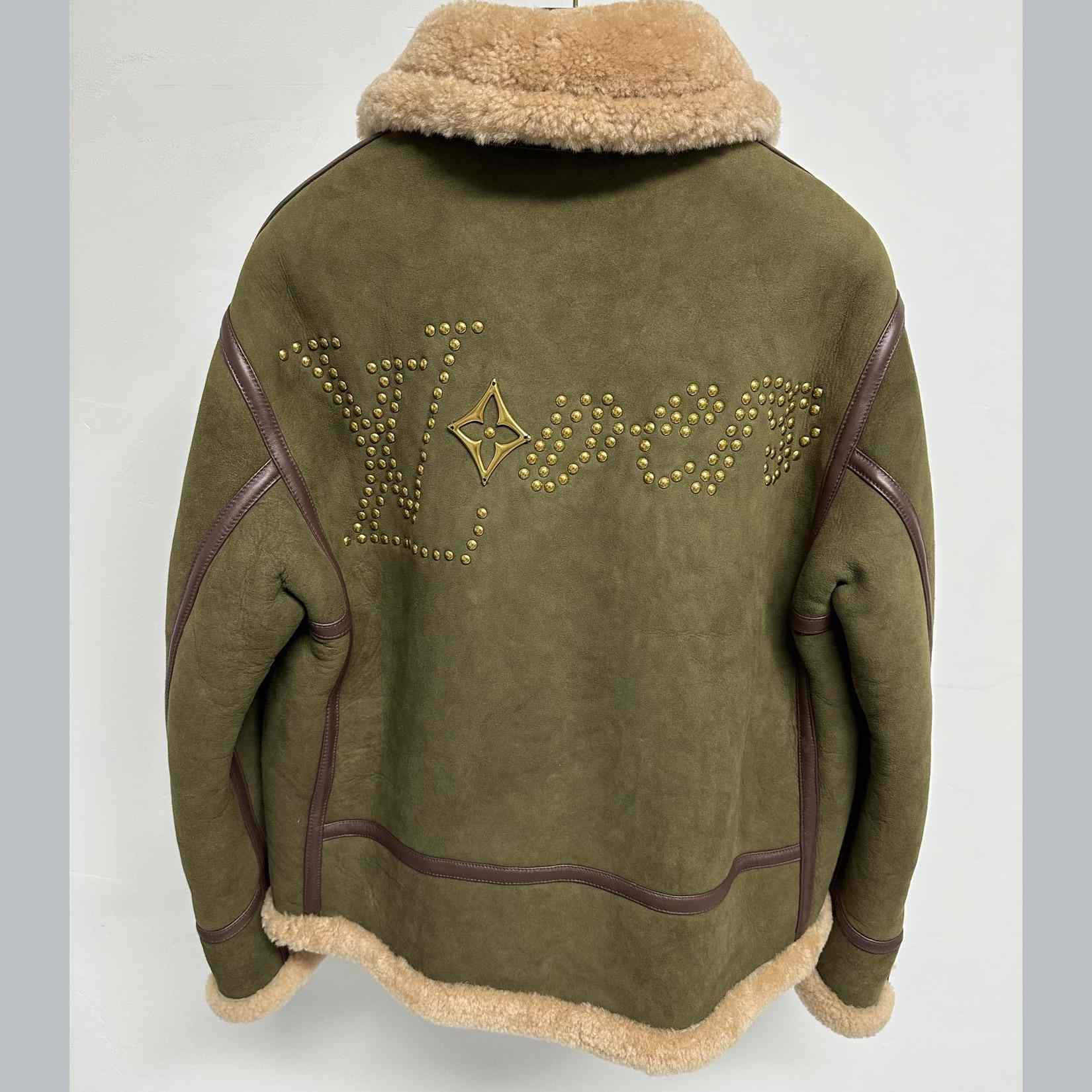 Louis Vuitton Shearling Bombardier   1AFIMT - FashionPlug