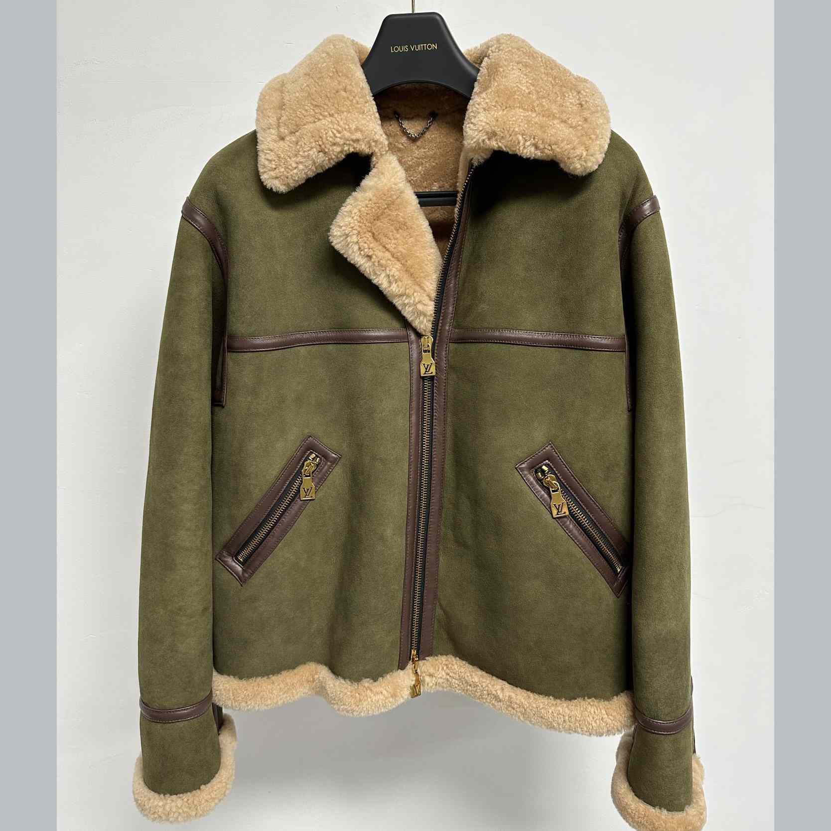 Louis Vuitton Shearling Bombardier   1AFIMT - FashionPlug