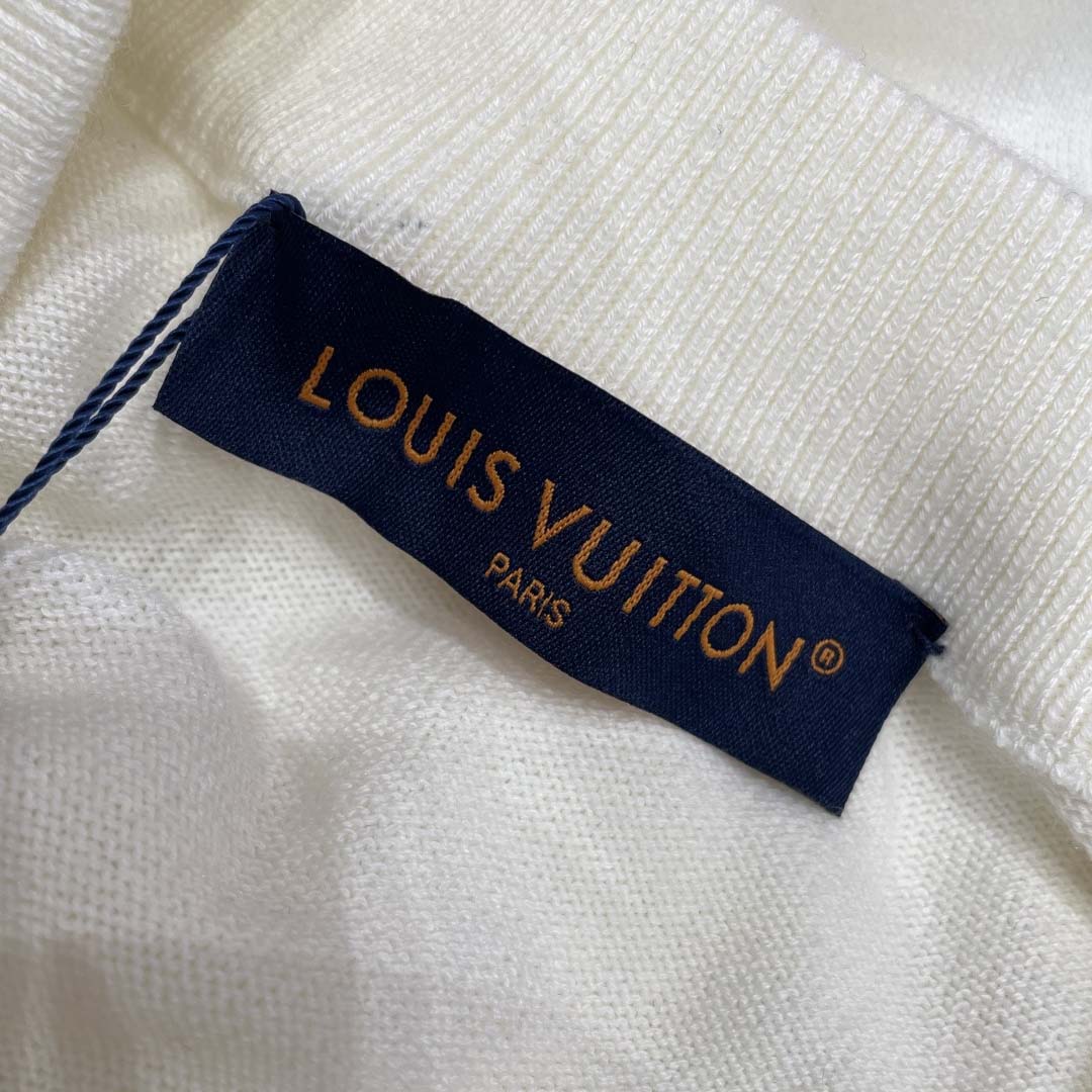 Louis Vuitton Graphic Knitted Crewneck    1AJBW1 - FashionPlug
