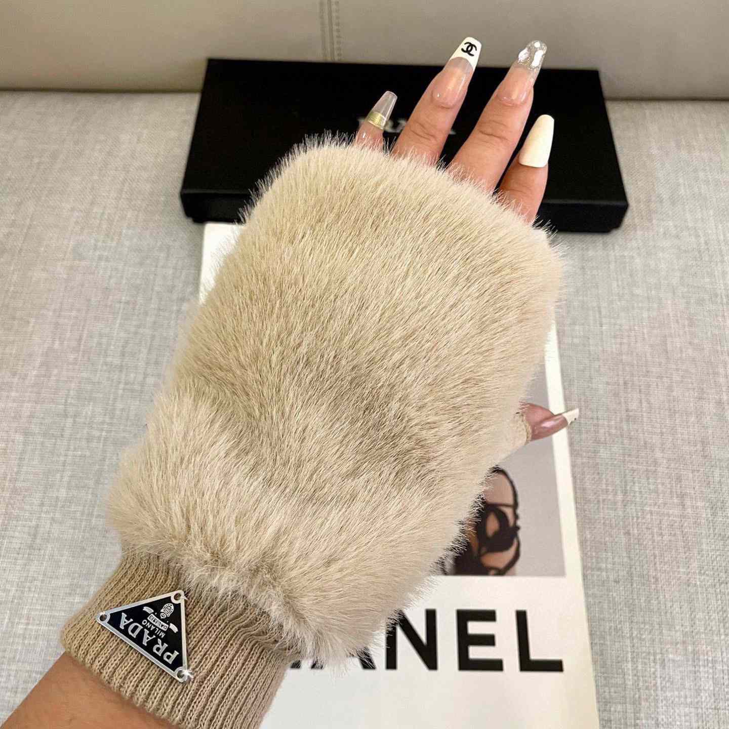 Prada Women's Gloves  - FashionPlug