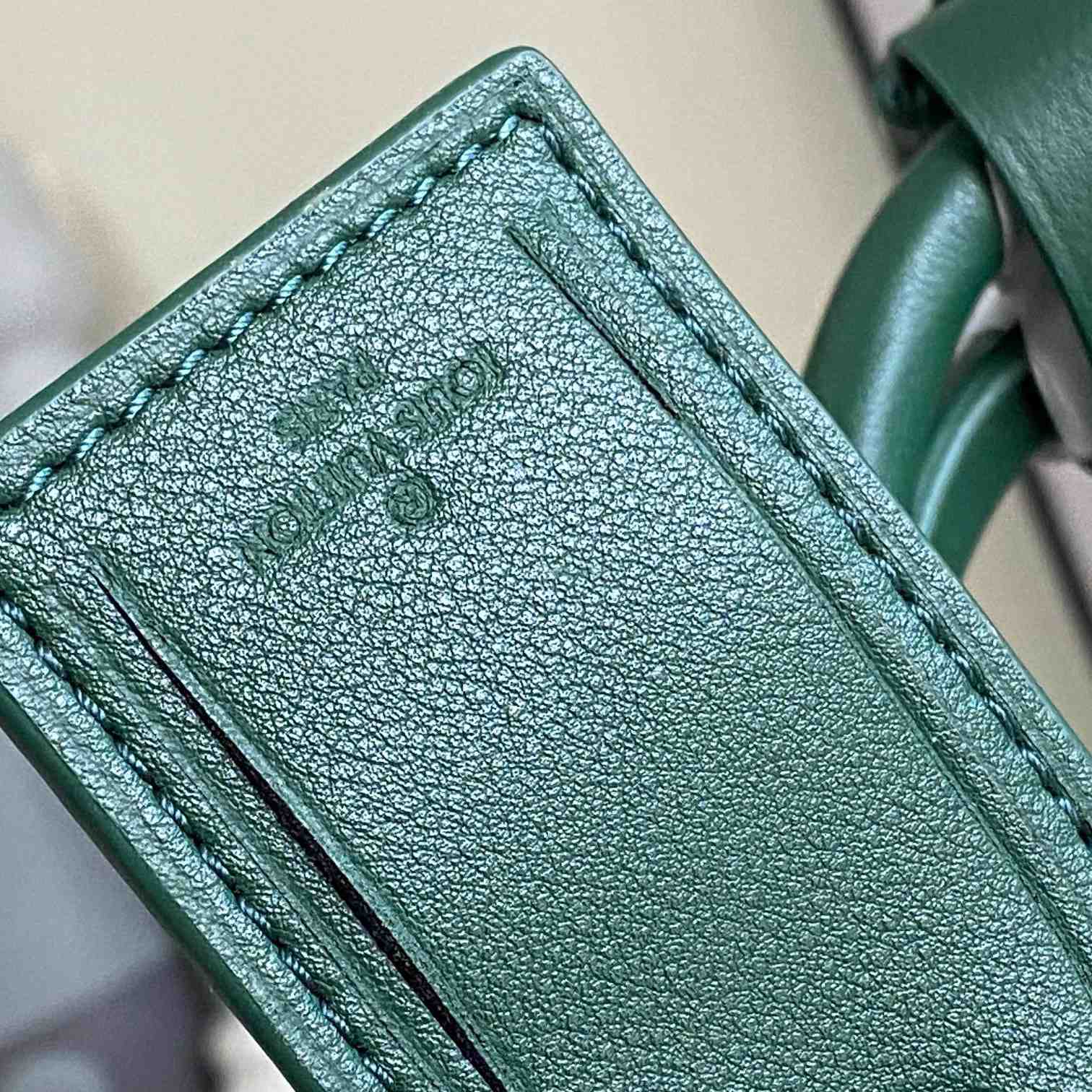 Louis Vuitton Keepall Bandoulière 50  M27179 - FashionPlug