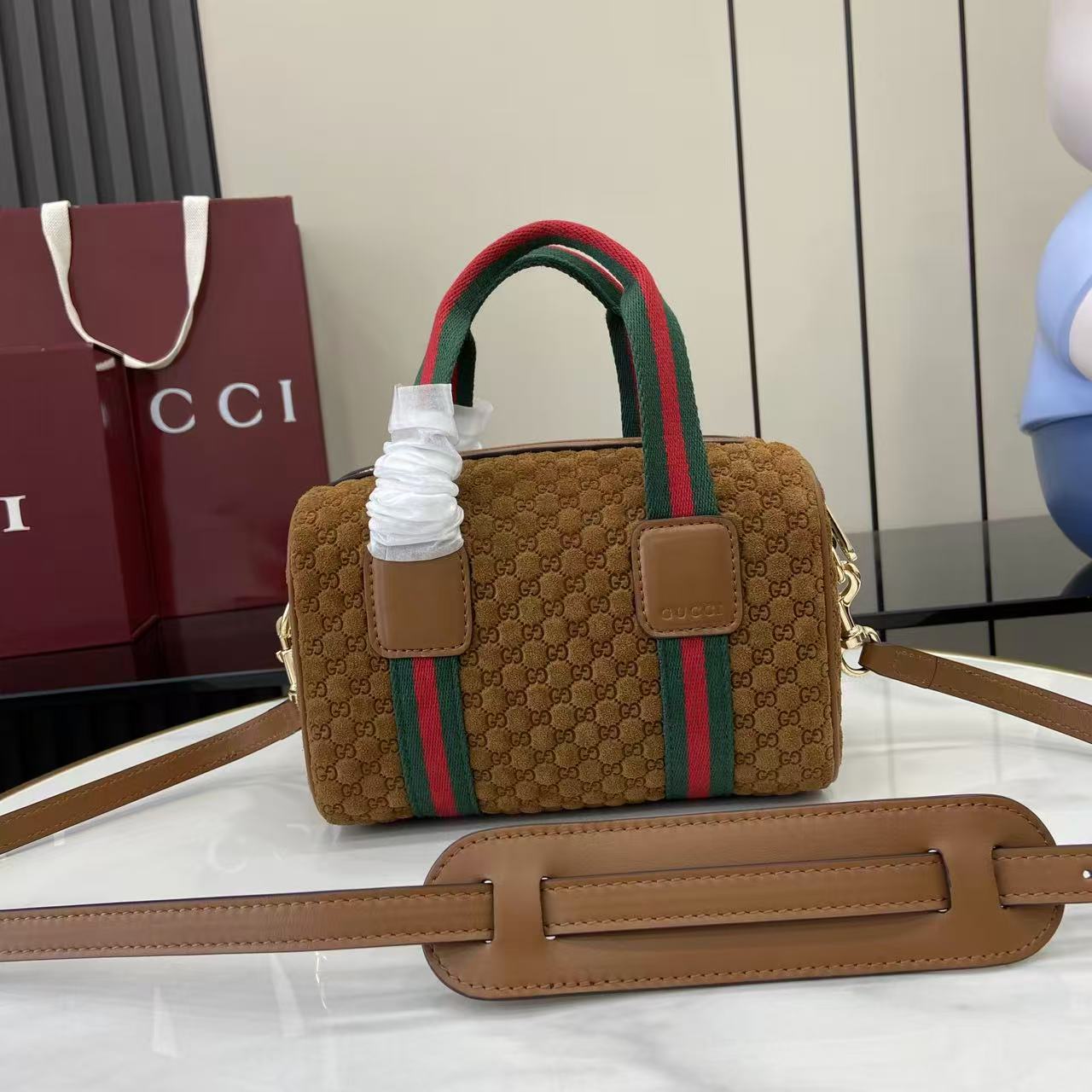 Gucci Mini GG Handbag - FashionPlug