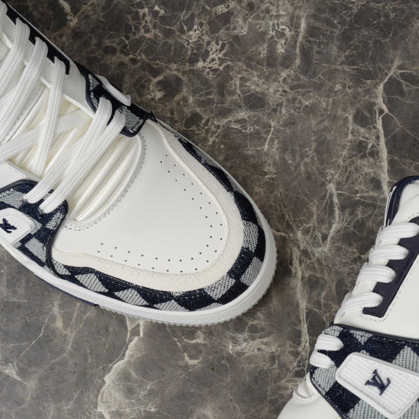 Louis Vuitton LV Trainer Sneaker   1AIKR1 - FashionPlug