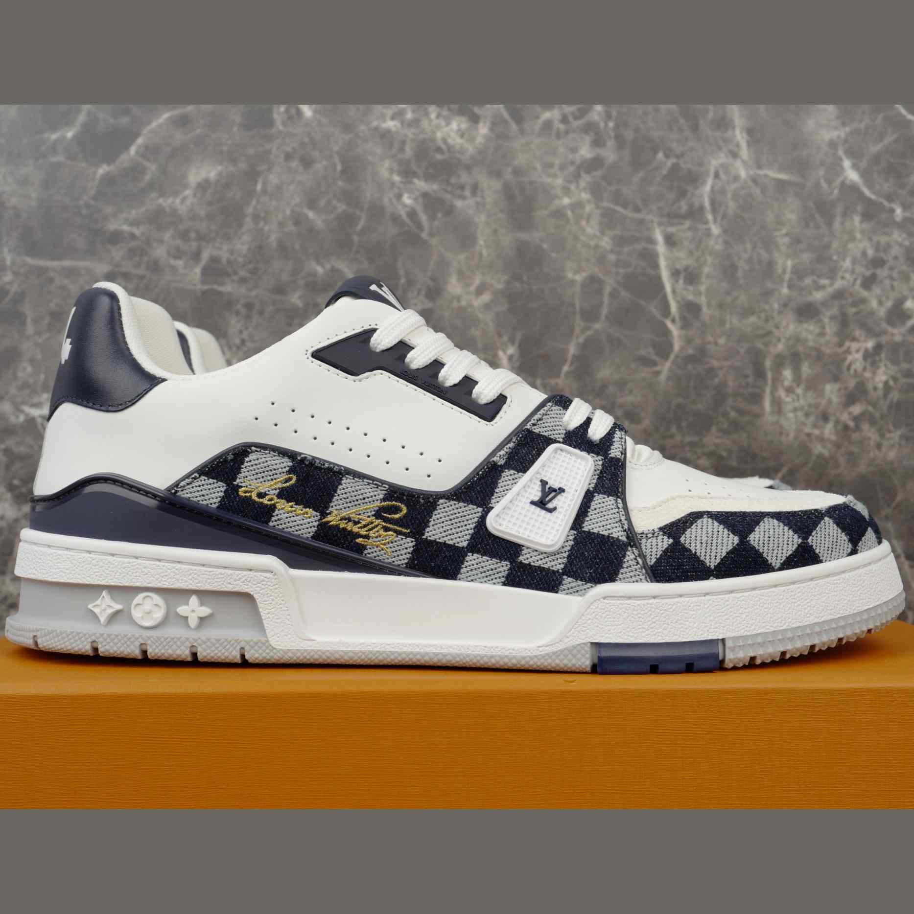 Louis Vuitton LV Trainer Sneaker   1AIKR1 - FashionPlug