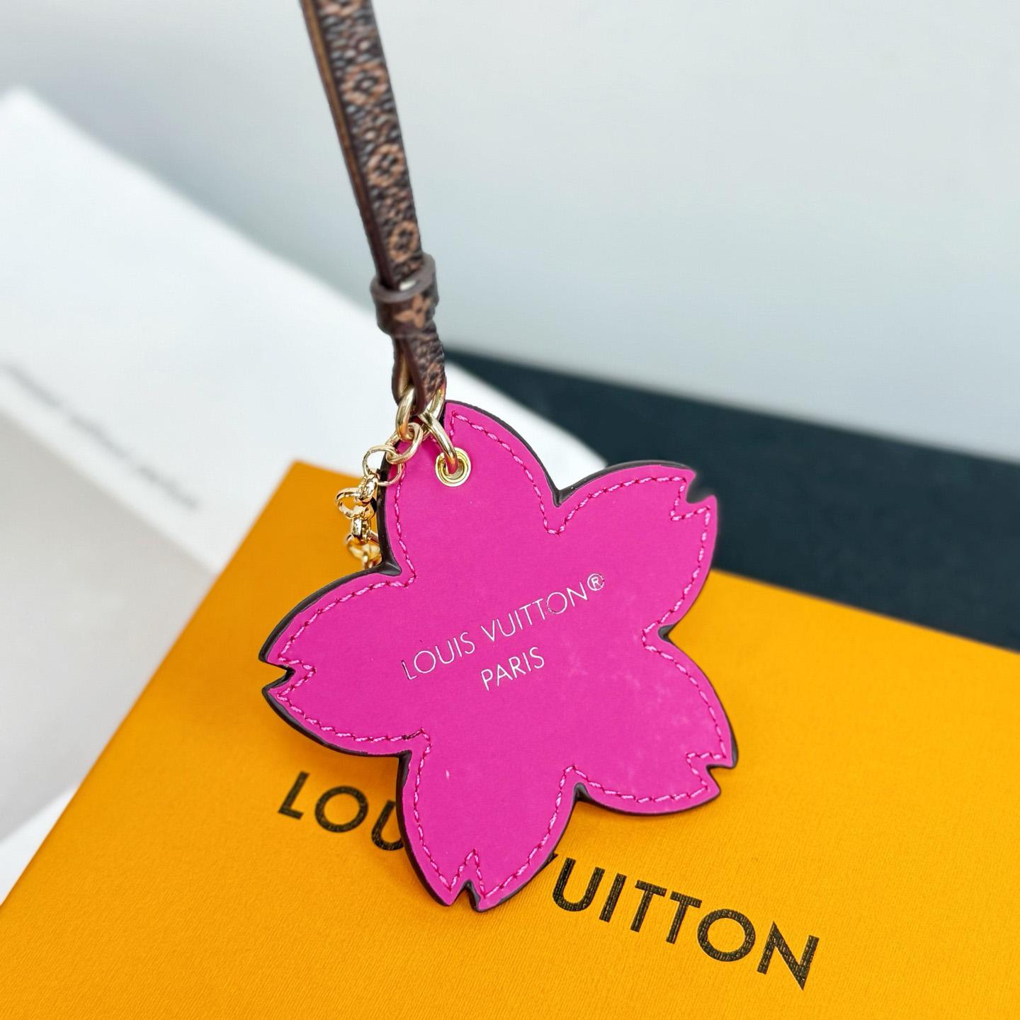 Louis Vuitton x Takashi Murakami bag charm - FashionPlug