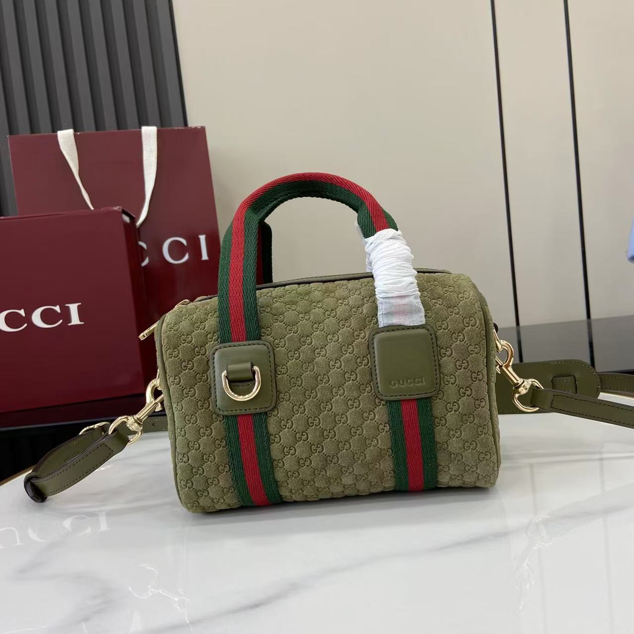 Gucci Mini GG Handbag - FashionPlug