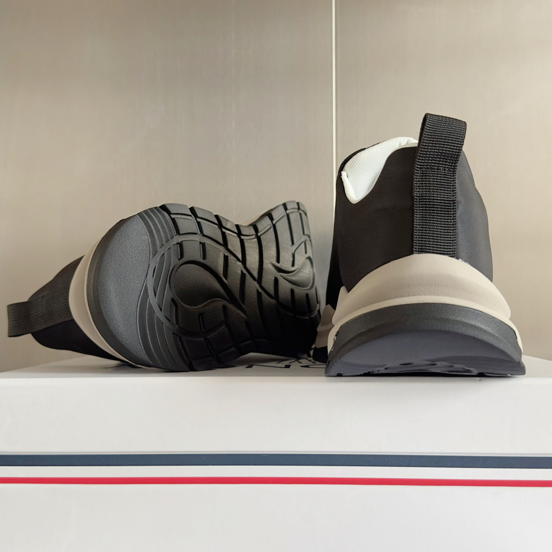 Moncler Sneakers - FashionPlug