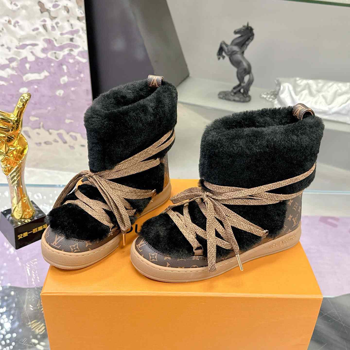 Louis Vuitton LV Cloud Lace-Up Ankle Boot Sneaker  1AIV21 - FashionPlug