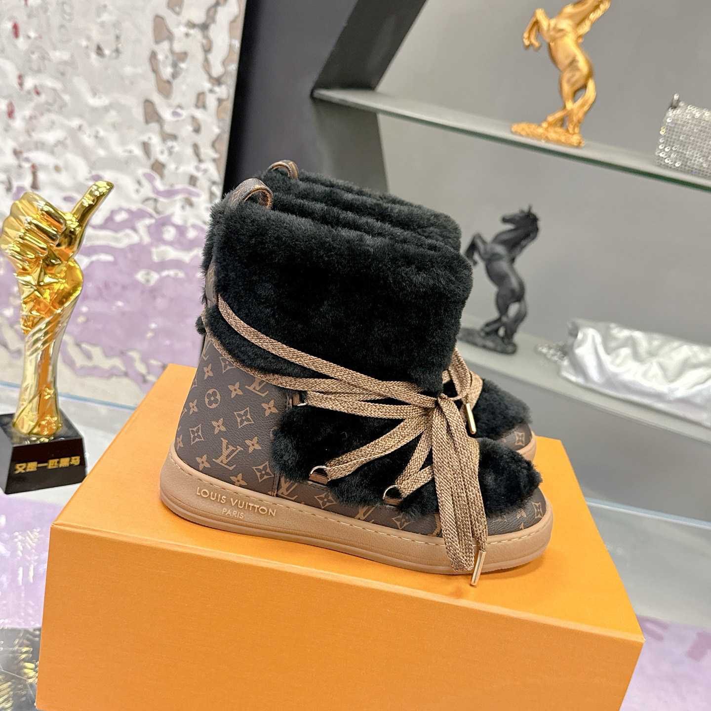 Louis Vuitton LV Cloud Lace-Up Ankle Boot Sneaker  1AIV21 - FashionPlug