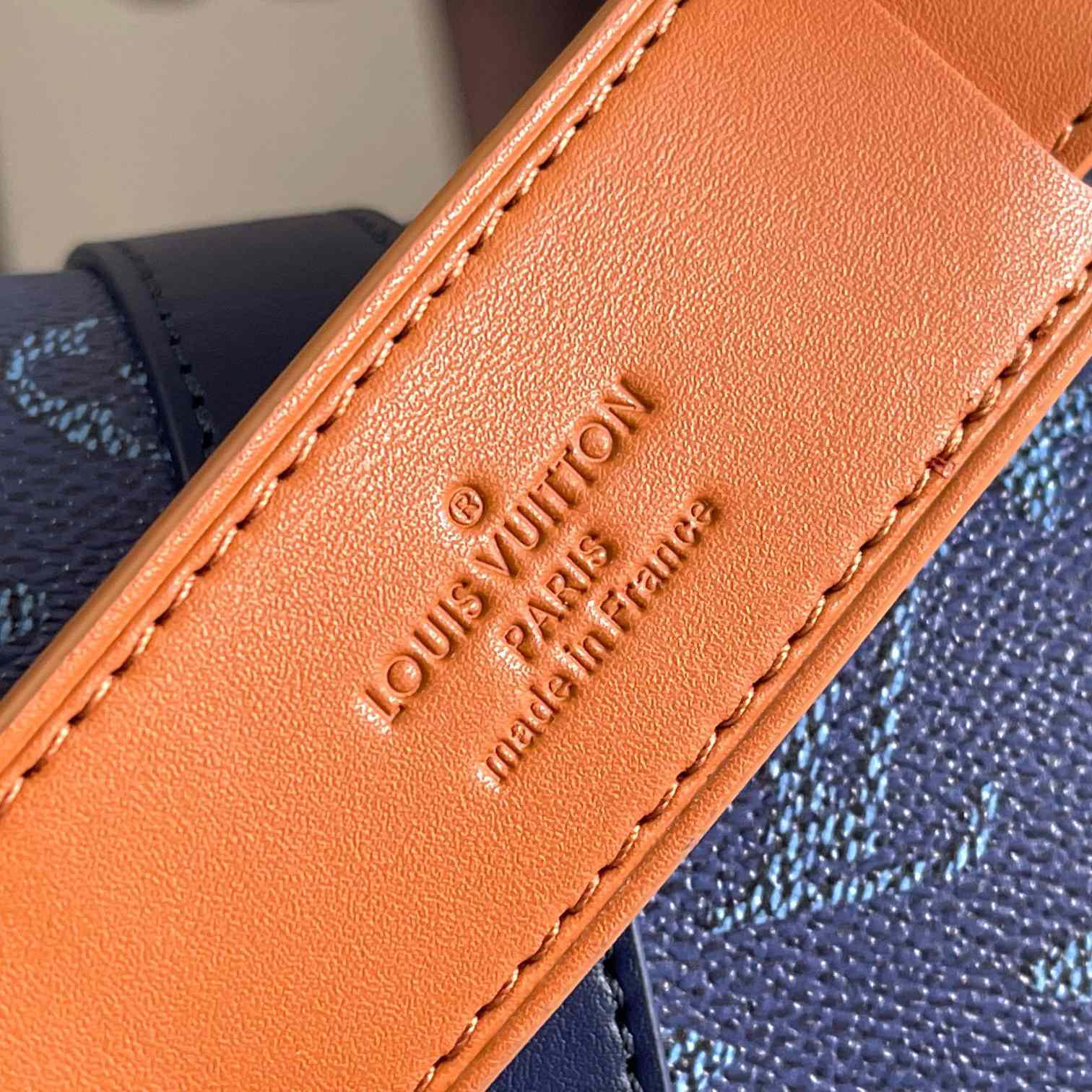 Louis Vuitton Keepall Bandoulière 50   M26864 - FashionPlug