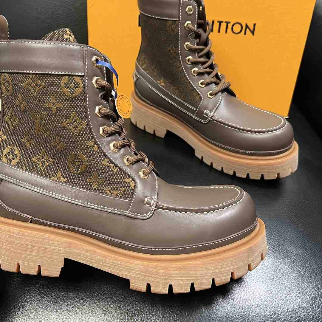 Louis Vuitton LV Remix Ankle Boot   1AIIQ2 - FashionPlug