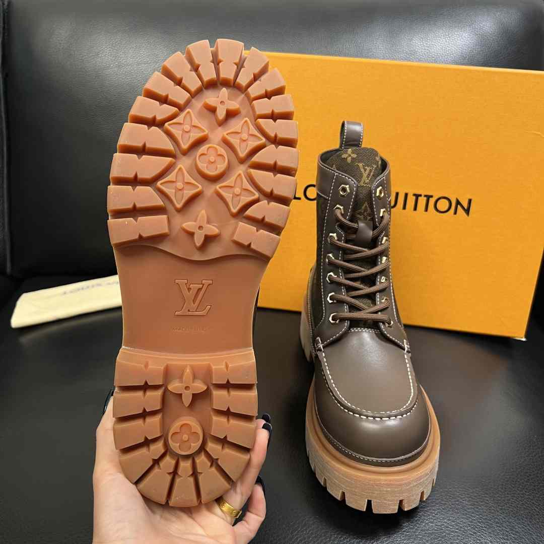 Louis Vuitton LV Remix Ankle Boot   1AIIQ2 - FashionPlug