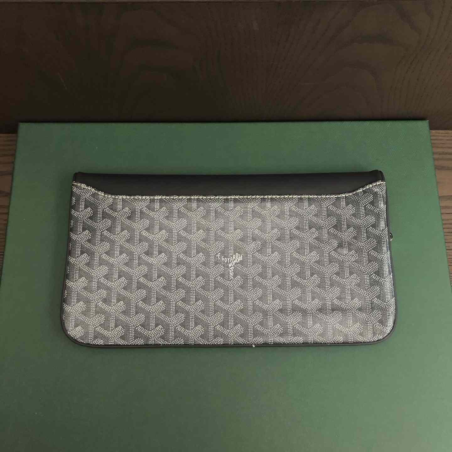 Goyard Sainte-Marie MM Clutch - FashionPlug
