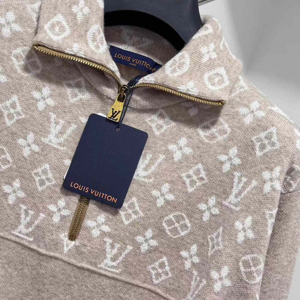 Louis Vuitton Ribbed Wool Half-Zip Pullover   1AJBWI - FashionPlug