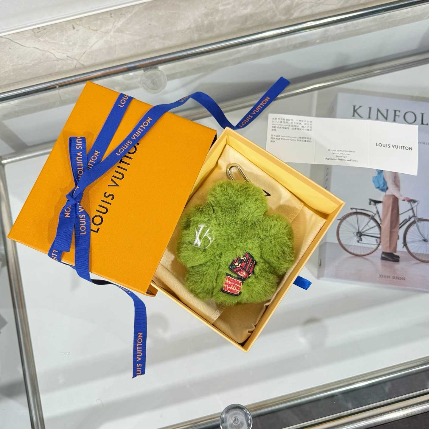 Louis Vuitton LV Lucky Trefoil Bag Charm   M03170 - FashionPlug