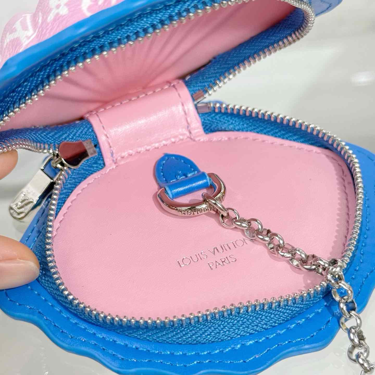 Louis Vuitton LV Shell Bag Charm    - FashionPlug