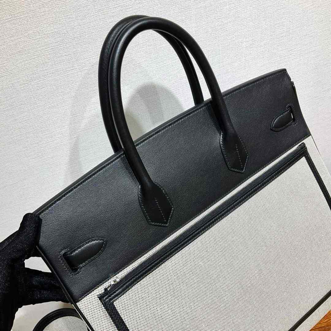 Hermès HAC 40 Cargo Bag - FashionPlug