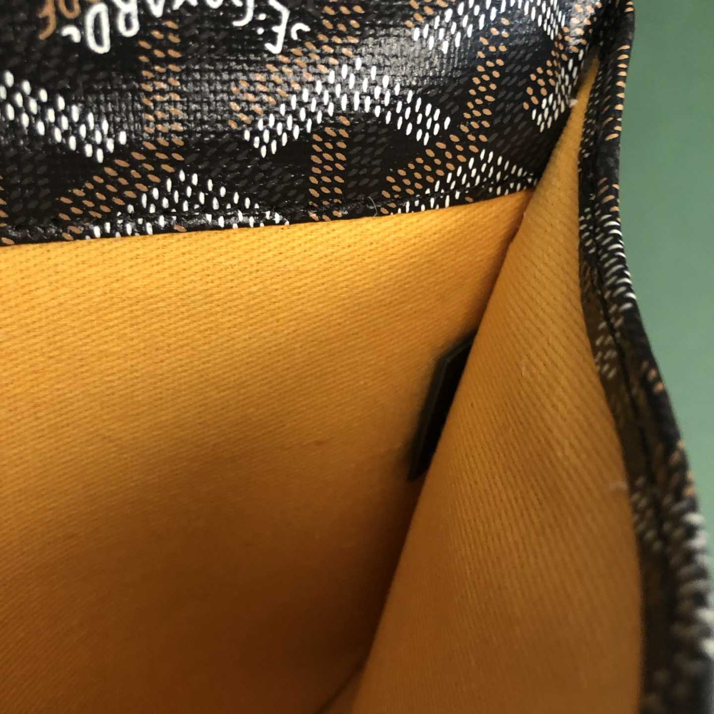 Goyard Sainte-Marie MM Clutch - FashionPlug