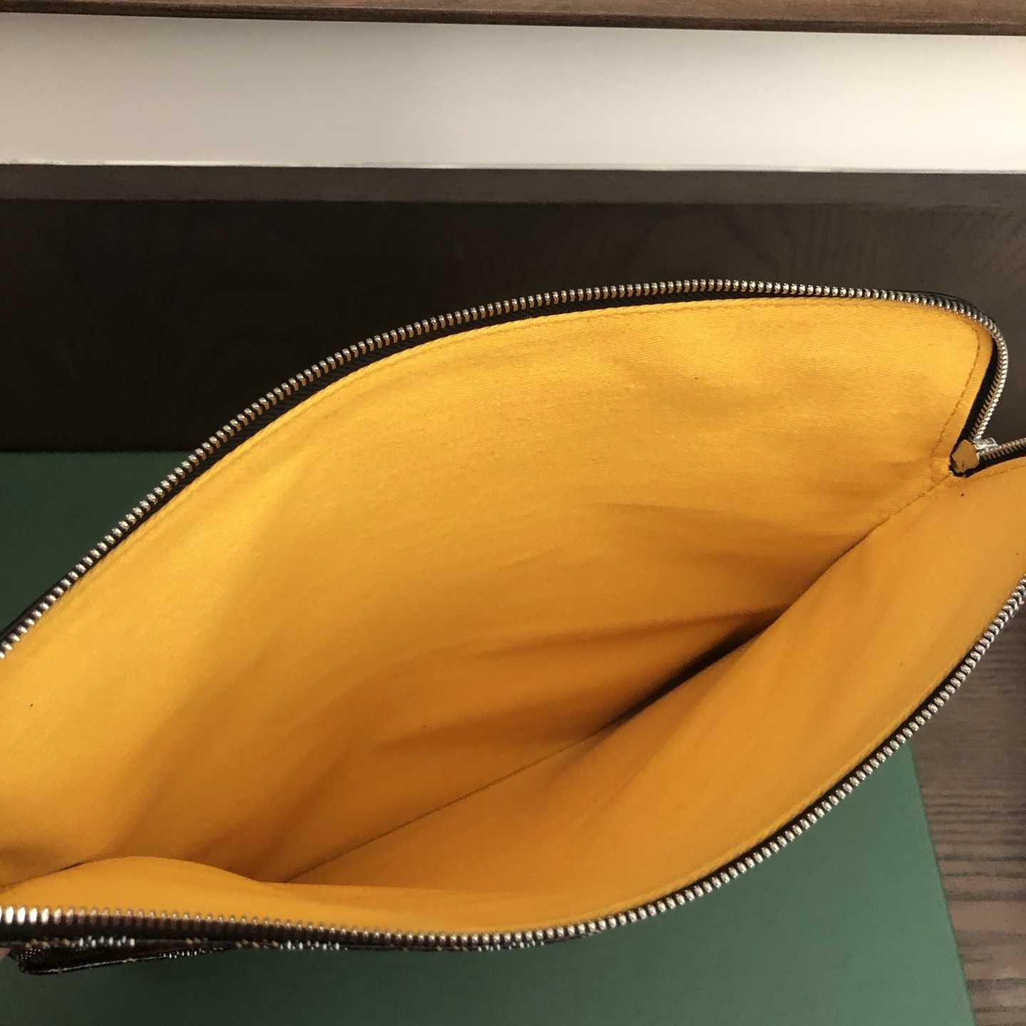 Goyard Sainte-Marie MM Clutch - FashionPlug