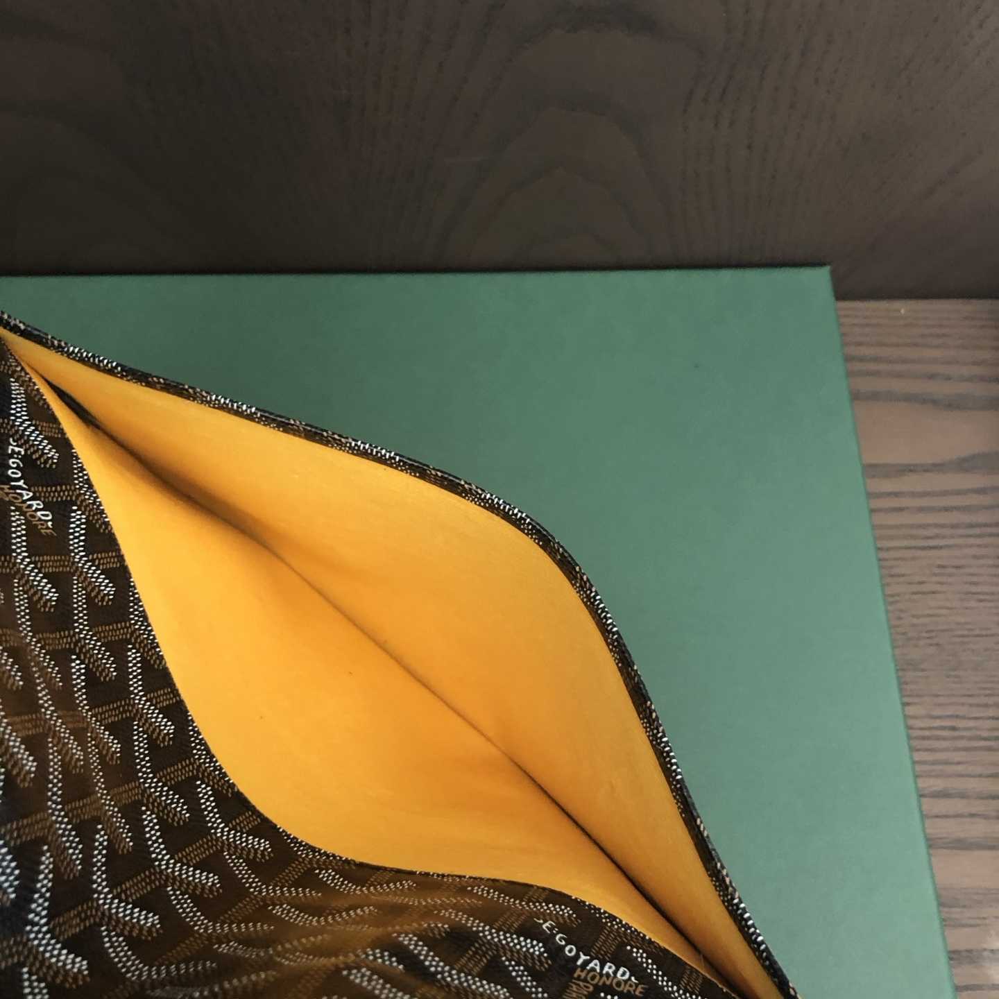 Goyard Sainte-Marie MM Clutch - FashionPlug