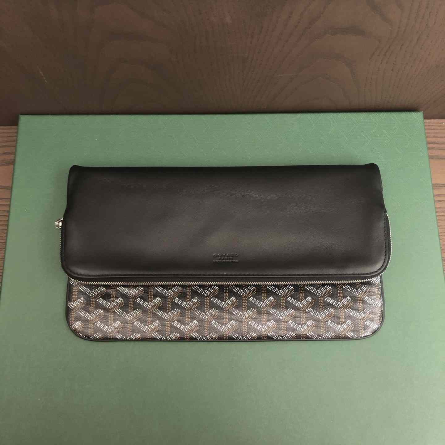 Goyard Sainte-Marie MM Clutch - FashionPlug