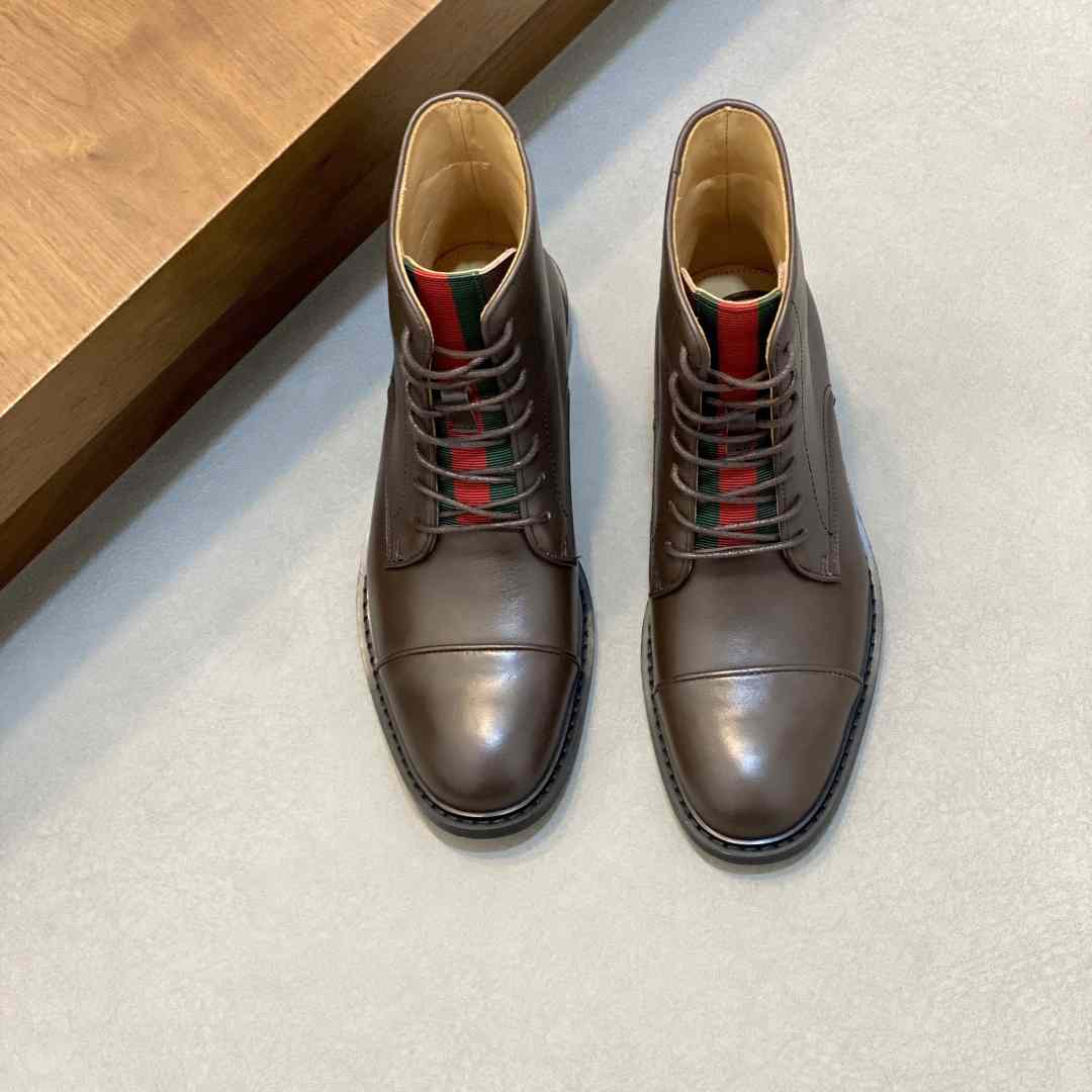 Gucci Men's Leather Lace-Up Boots - FashionPlug