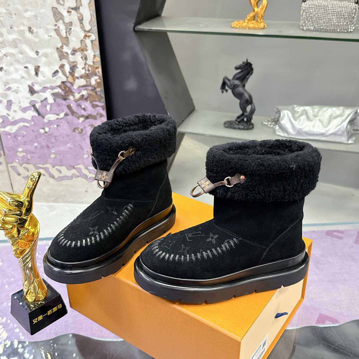 Louis Vuitton Cortina Ankle Boot   1AIUEG - FashionPlug