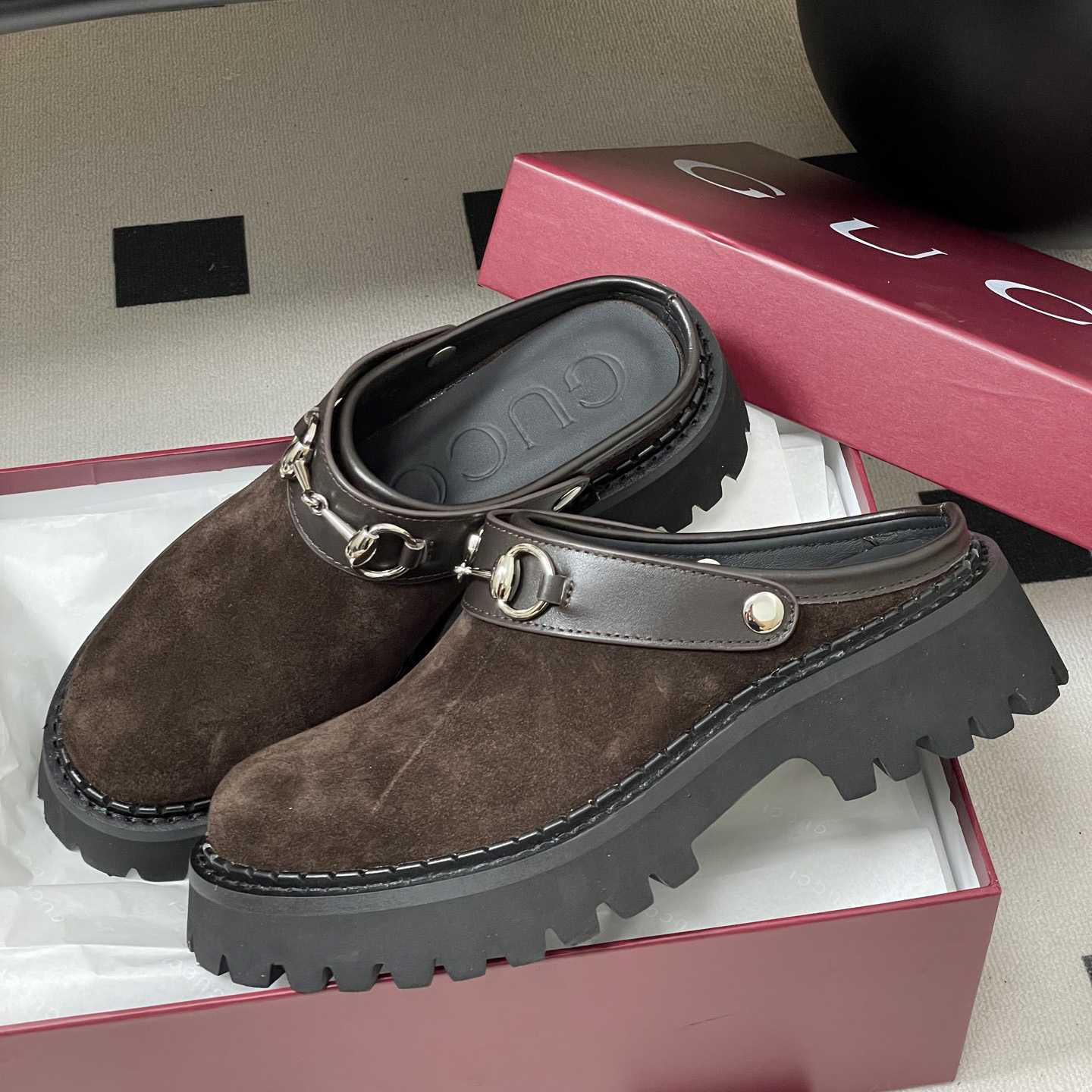 Gucci Women's Mule With Horsebit - FashionPlug