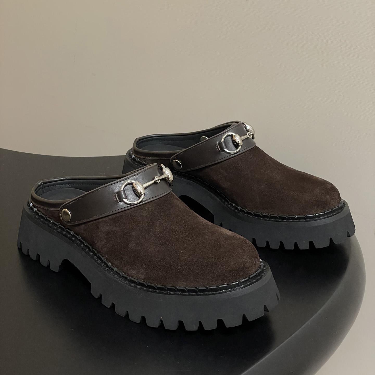 Gucci Women's Mule With Horsebit - FashionPlug