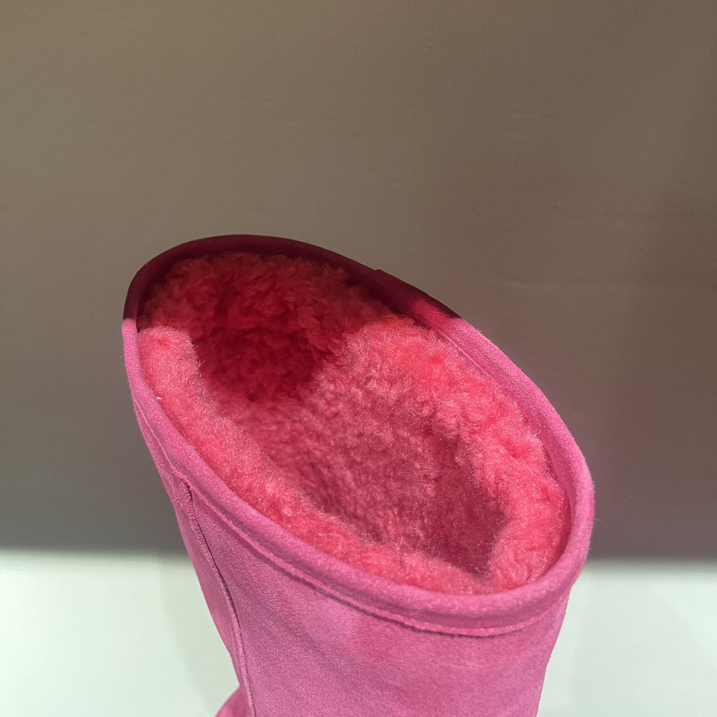 Balenciaga Alaska Fur High Boots - FashionPlug