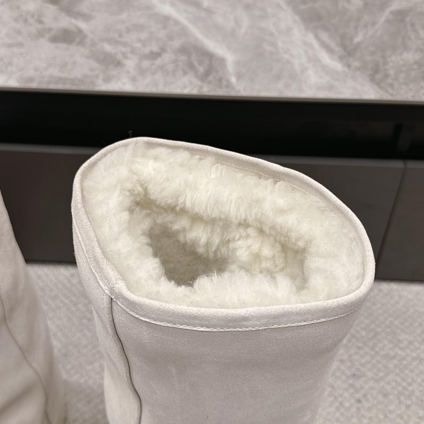 Balenciaga Alaska Fur High Boots - FashionPlug