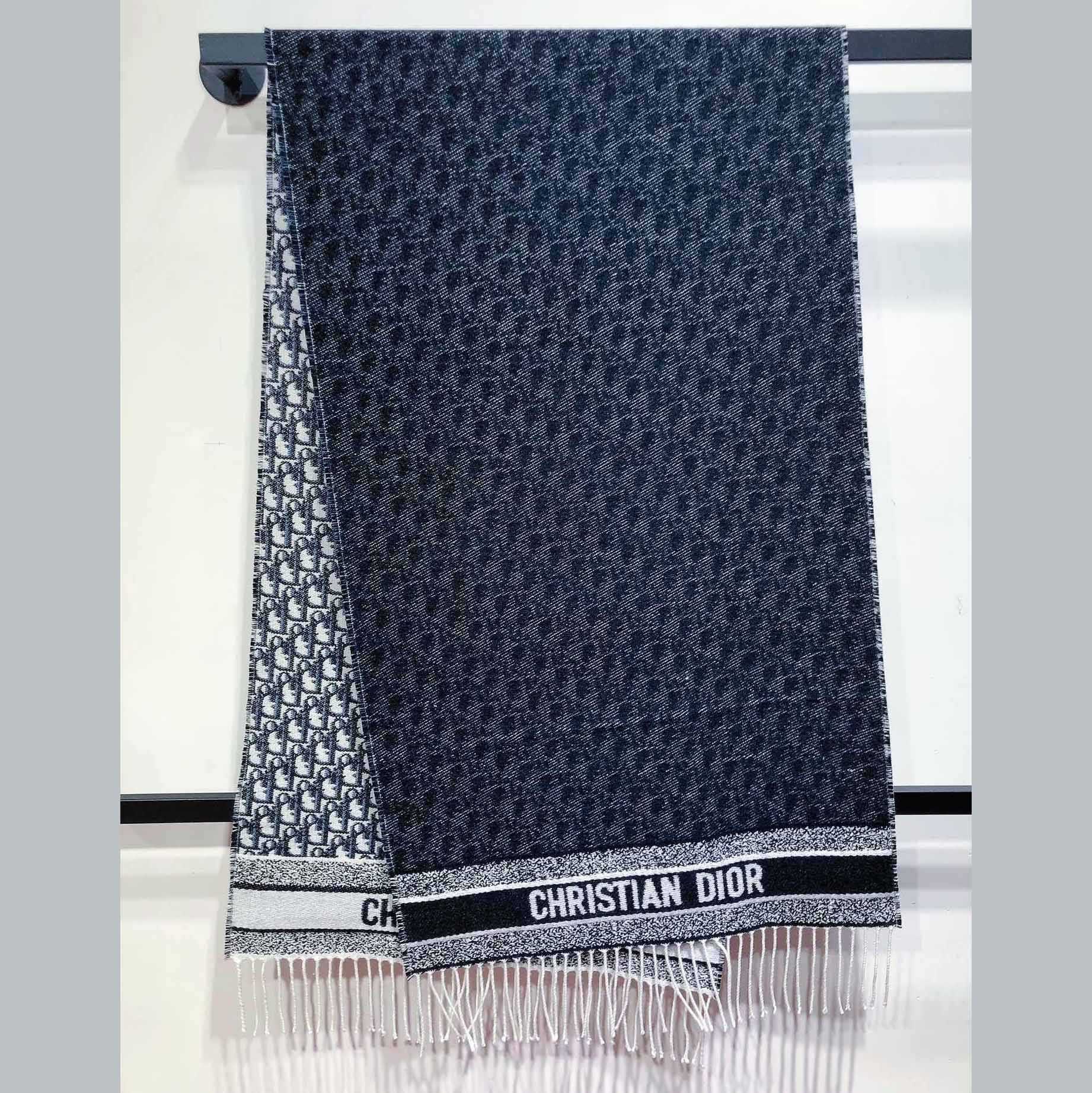 Dior Oblique Scarf - FashionPlug