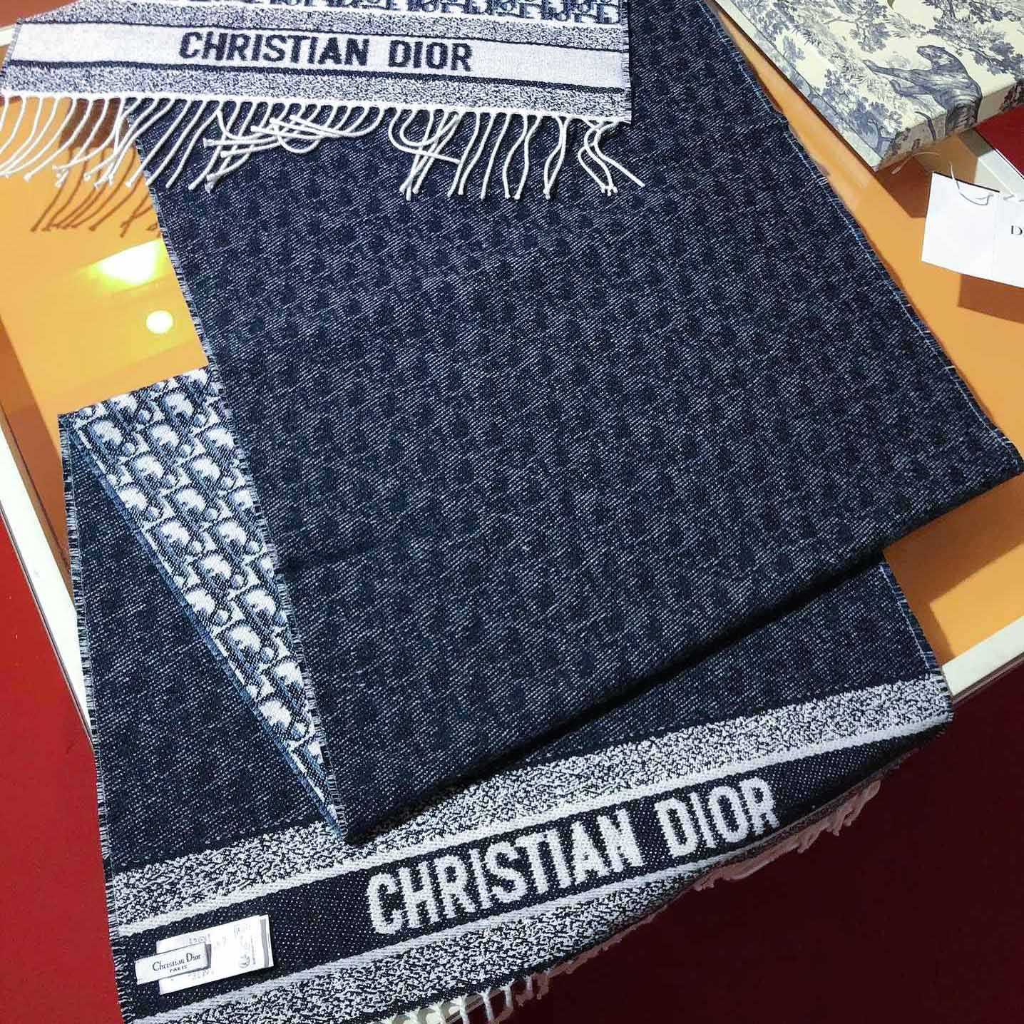 Dior Oblique Scarf - FashionPlug