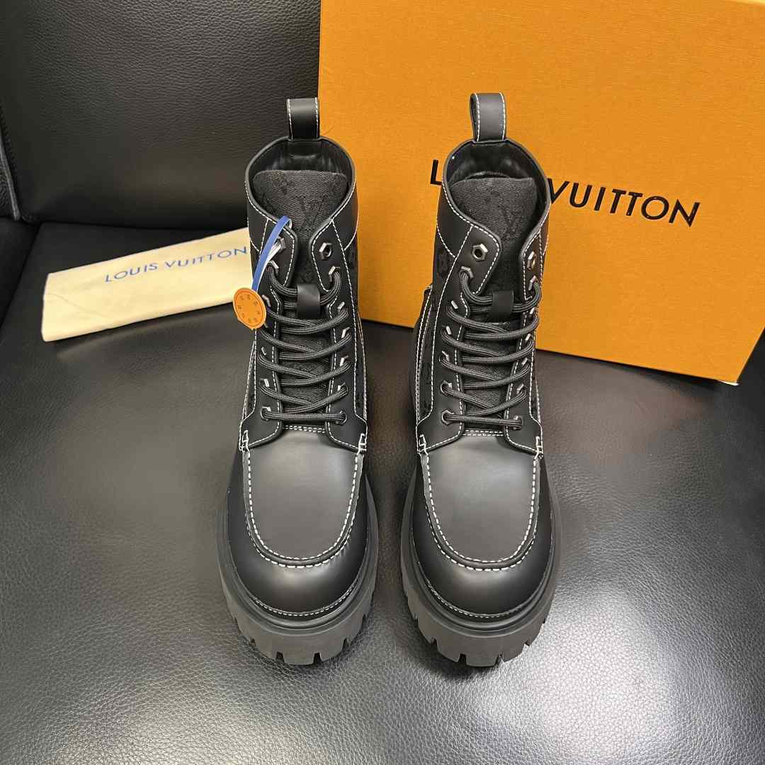 Louis Vuitton LV Remix Ankle Boot   1AIIQM - FashionPlug